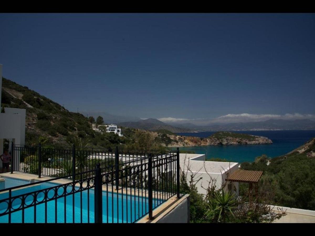 Villa Ouranos Our Dream In Blue And Cream With Seaview And Pool Istro Exterior photo
