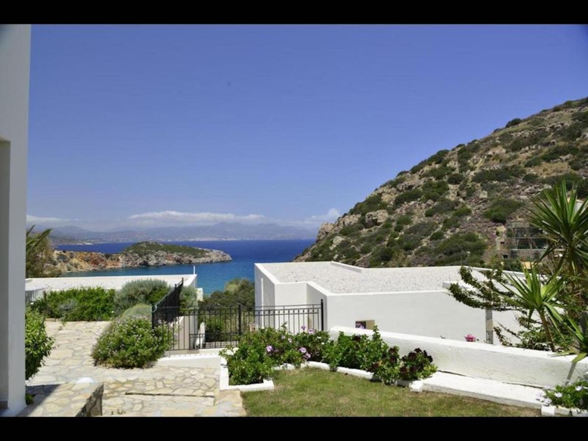 Villa Ouranos Our Dream In Blue And Cream With Seaview And Pool Istro Exterior photo